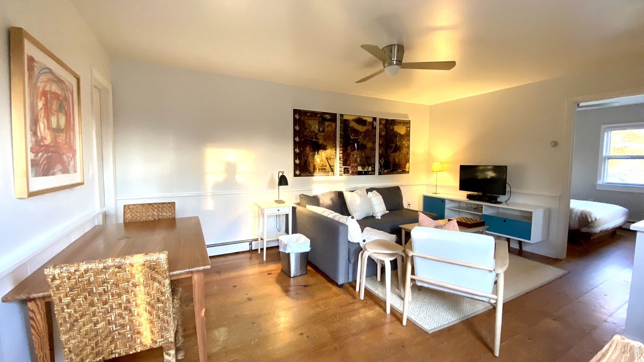 Photo of Livingroom in Montauk