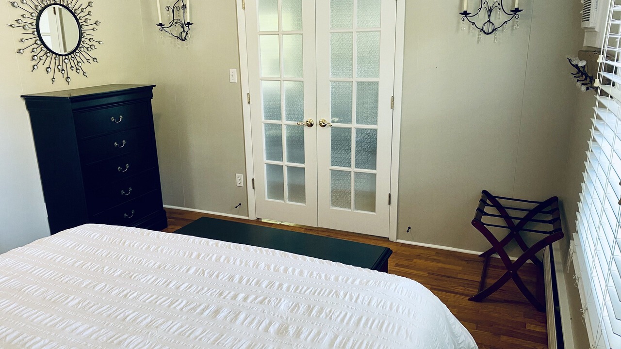 Photo of Bedroom in Saugatuck