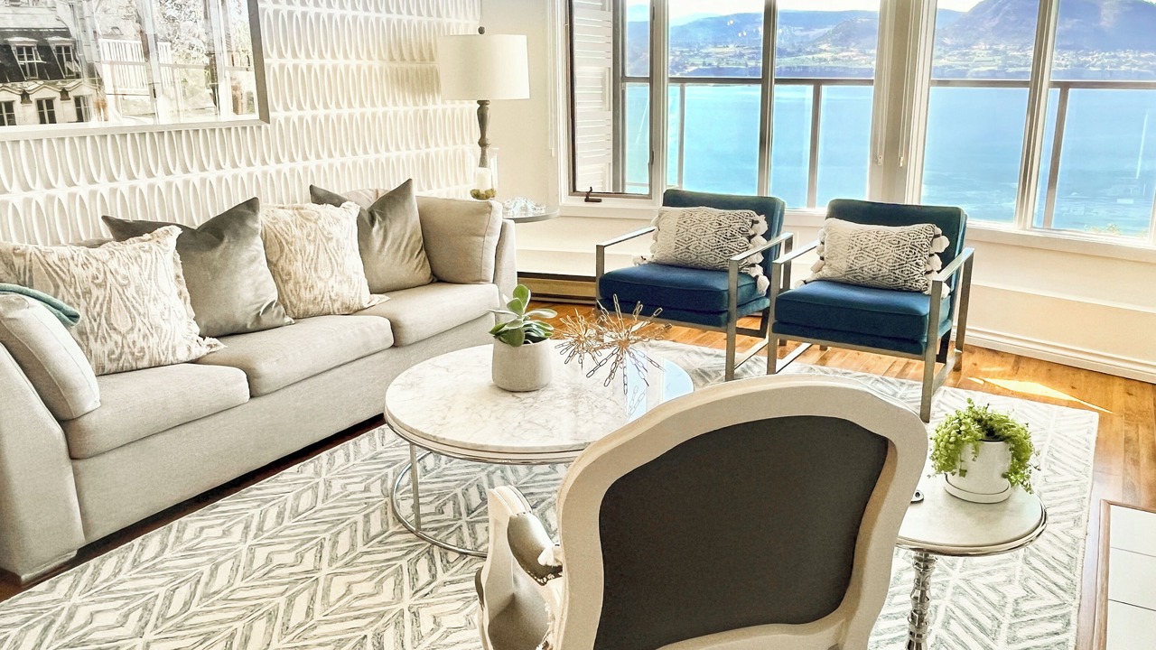 Photo of Livingroom in Okanagan-Similkameen