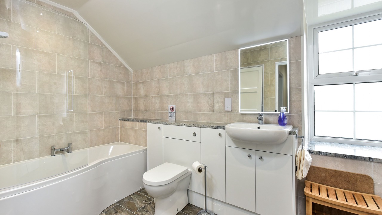 Photo of Bathroom in Slate Islands