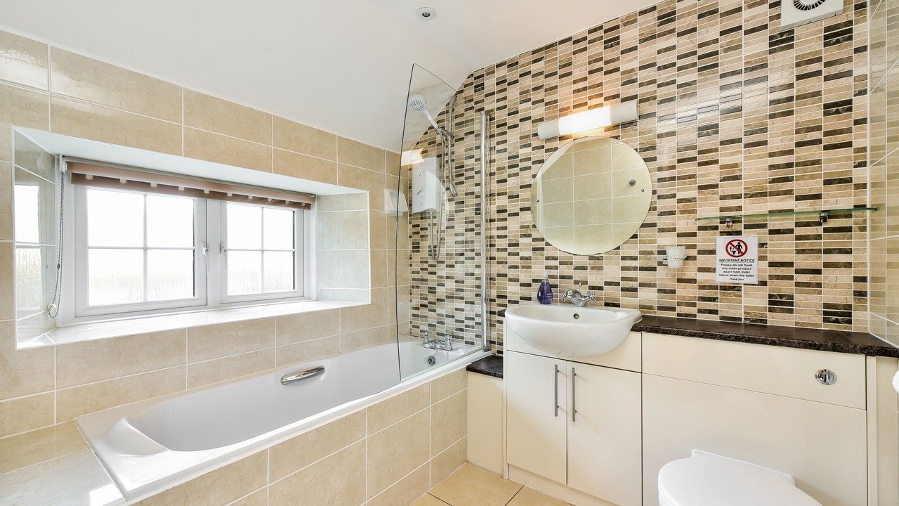 Photo of Bathroom in Slate Islands