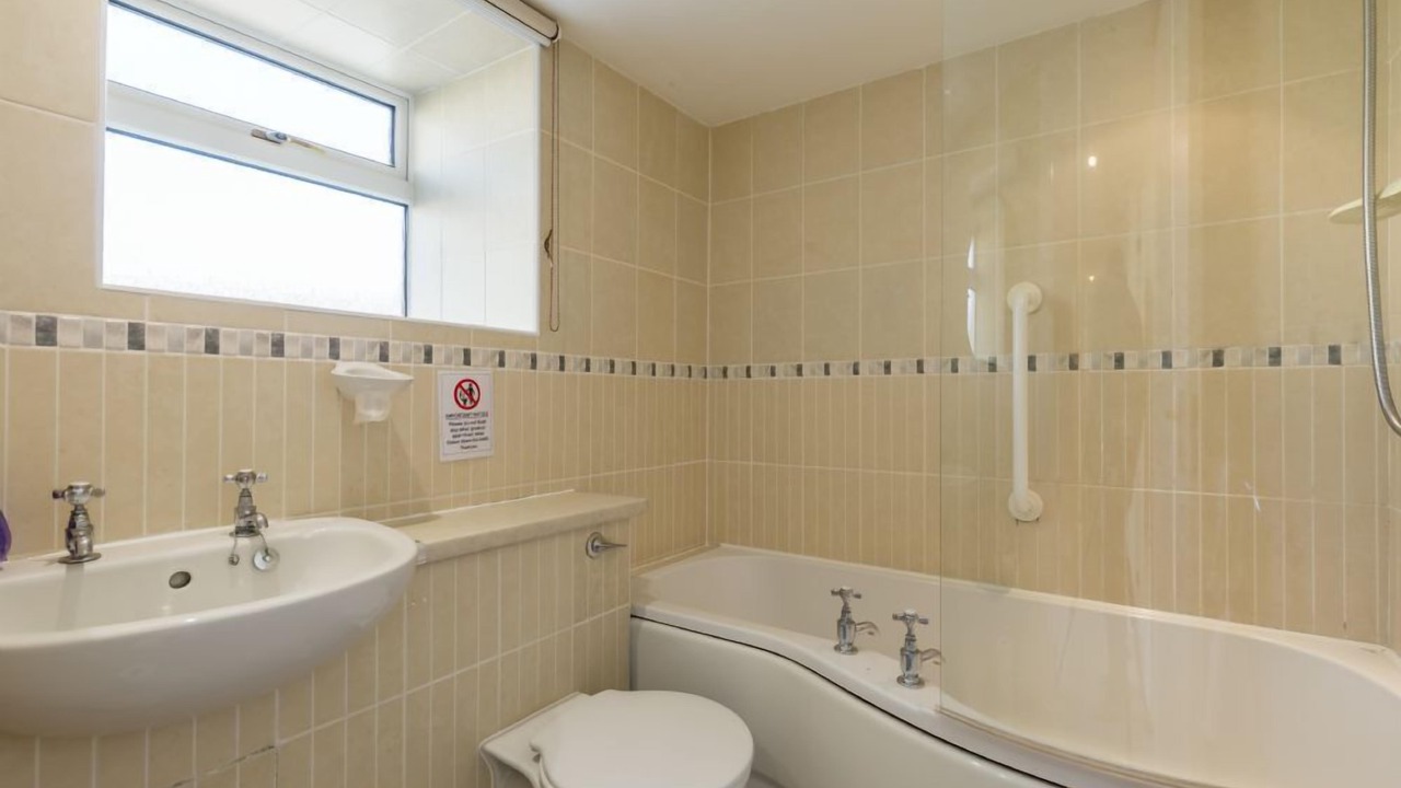 Photo of Bathroom in Slate Islands