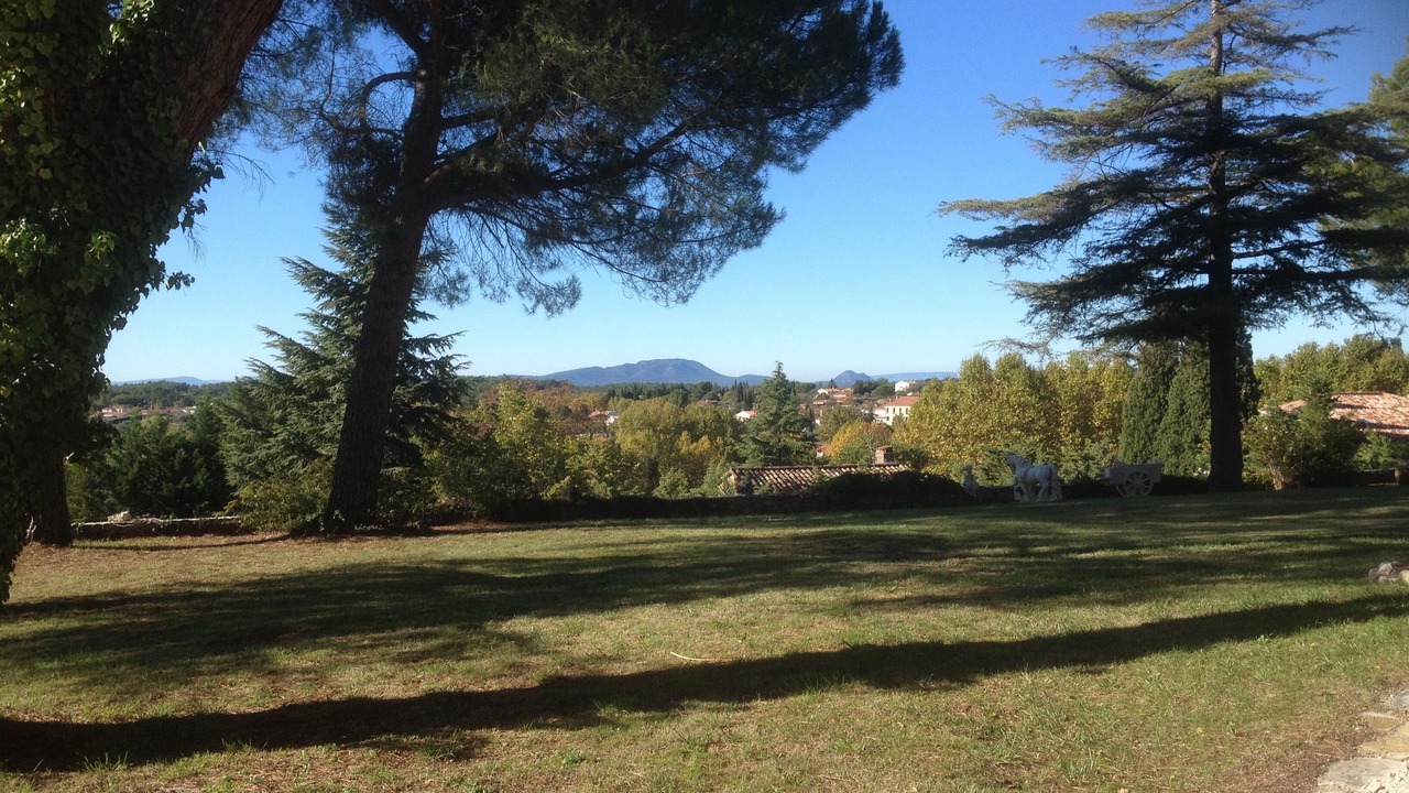 Photo of Outdoor in Aups
