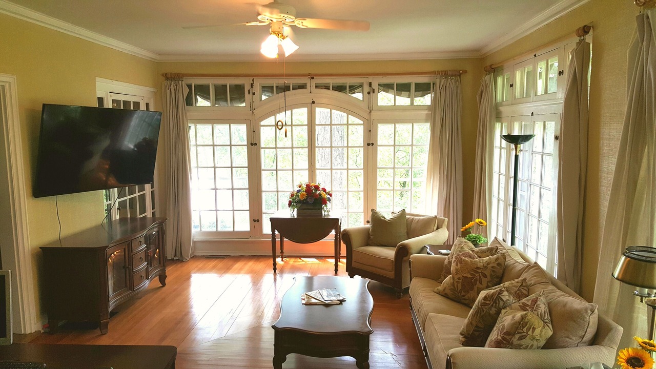 Photo of Livingroom in Oconomowoc