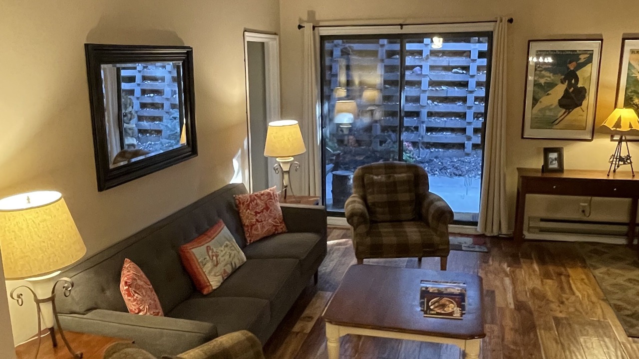 Photo of Livingroom in North Park City