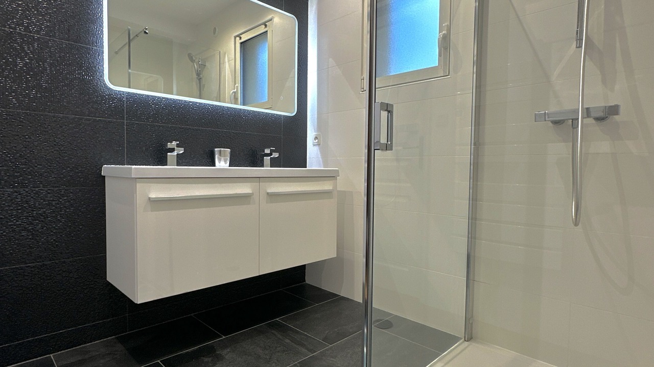 Photo of Bathroom in Plouescat