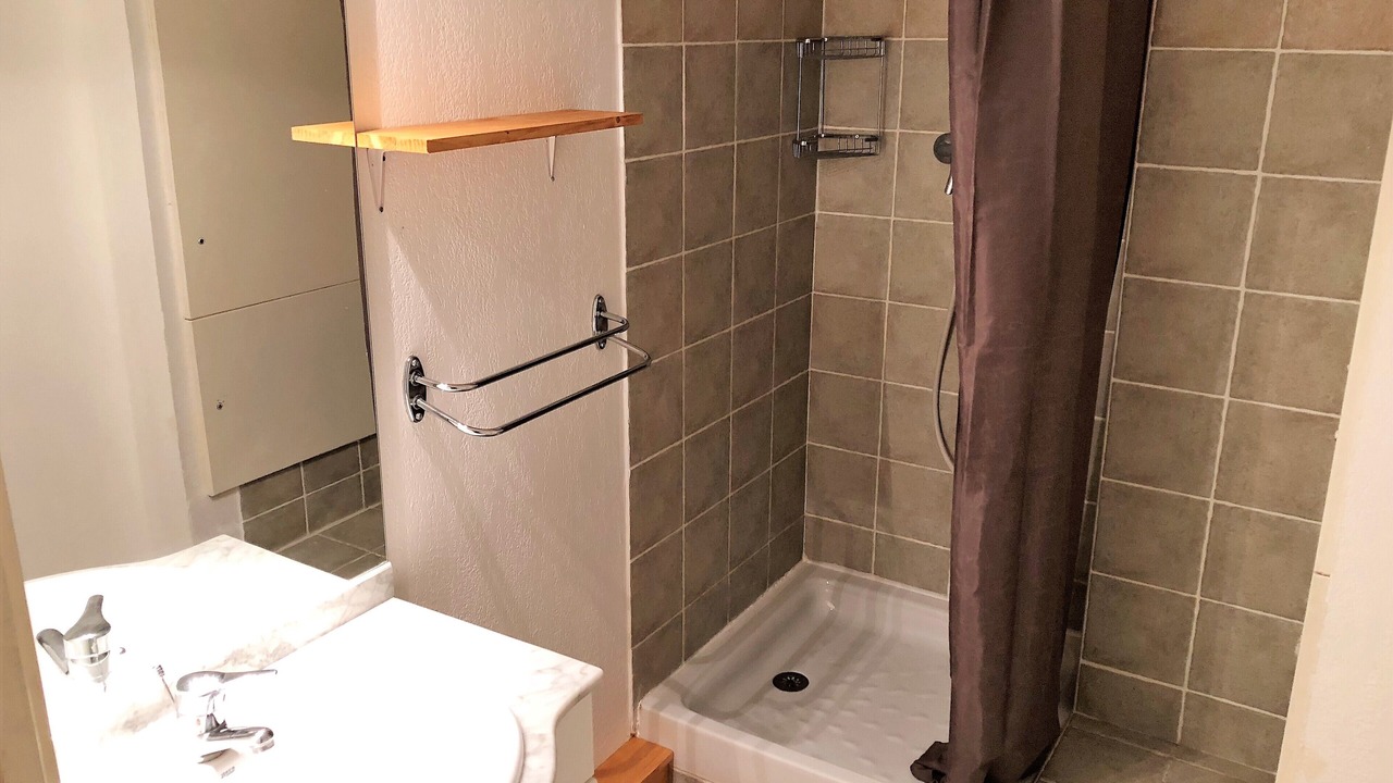 Photo of Bathroom in Saint-Etienne-en-Devoluy