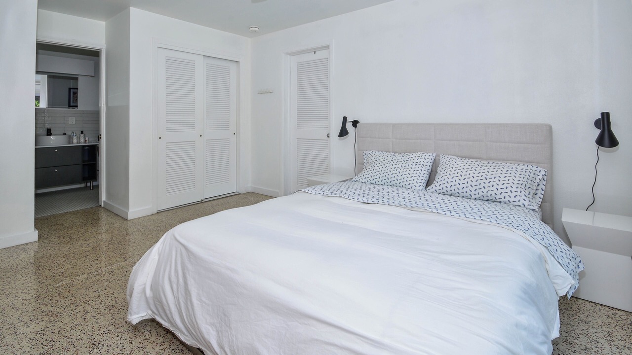 Photo of Bedroom in Arlington Park