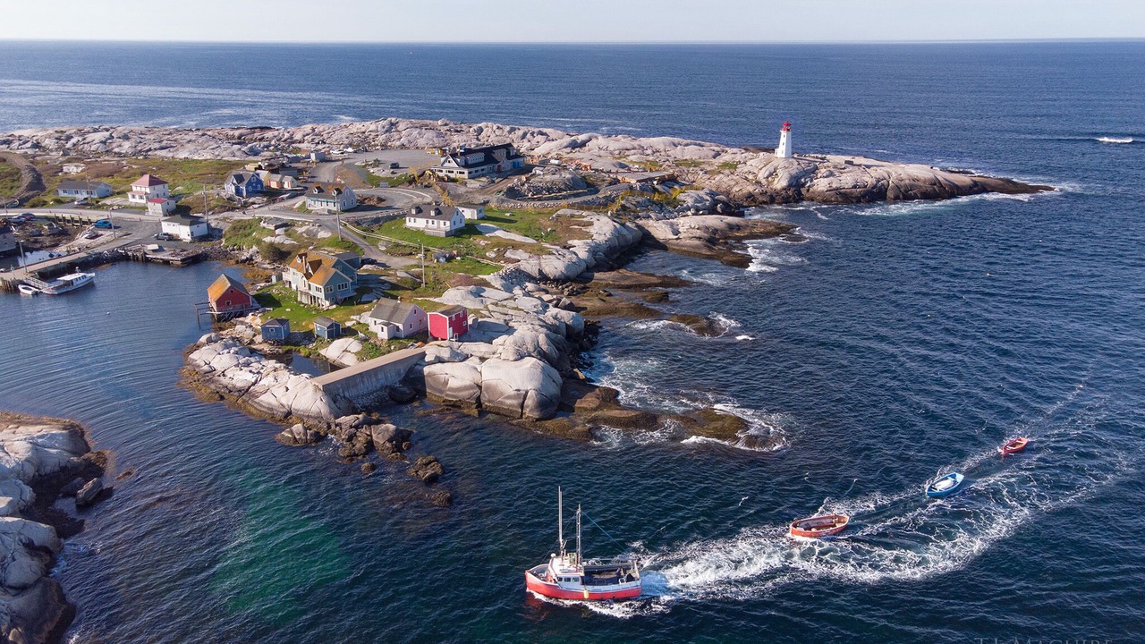 Photo of Others in Peggy's Cove