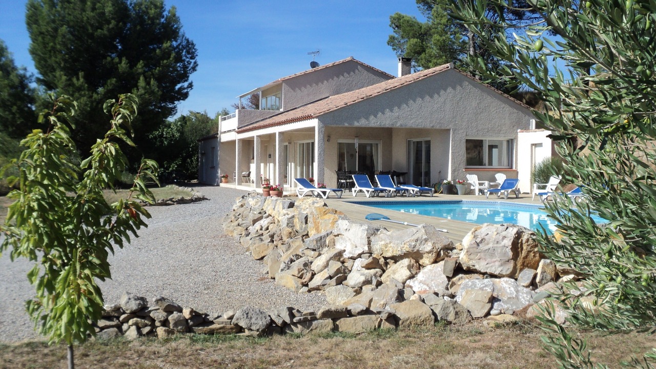 Photo of Others in Azille
