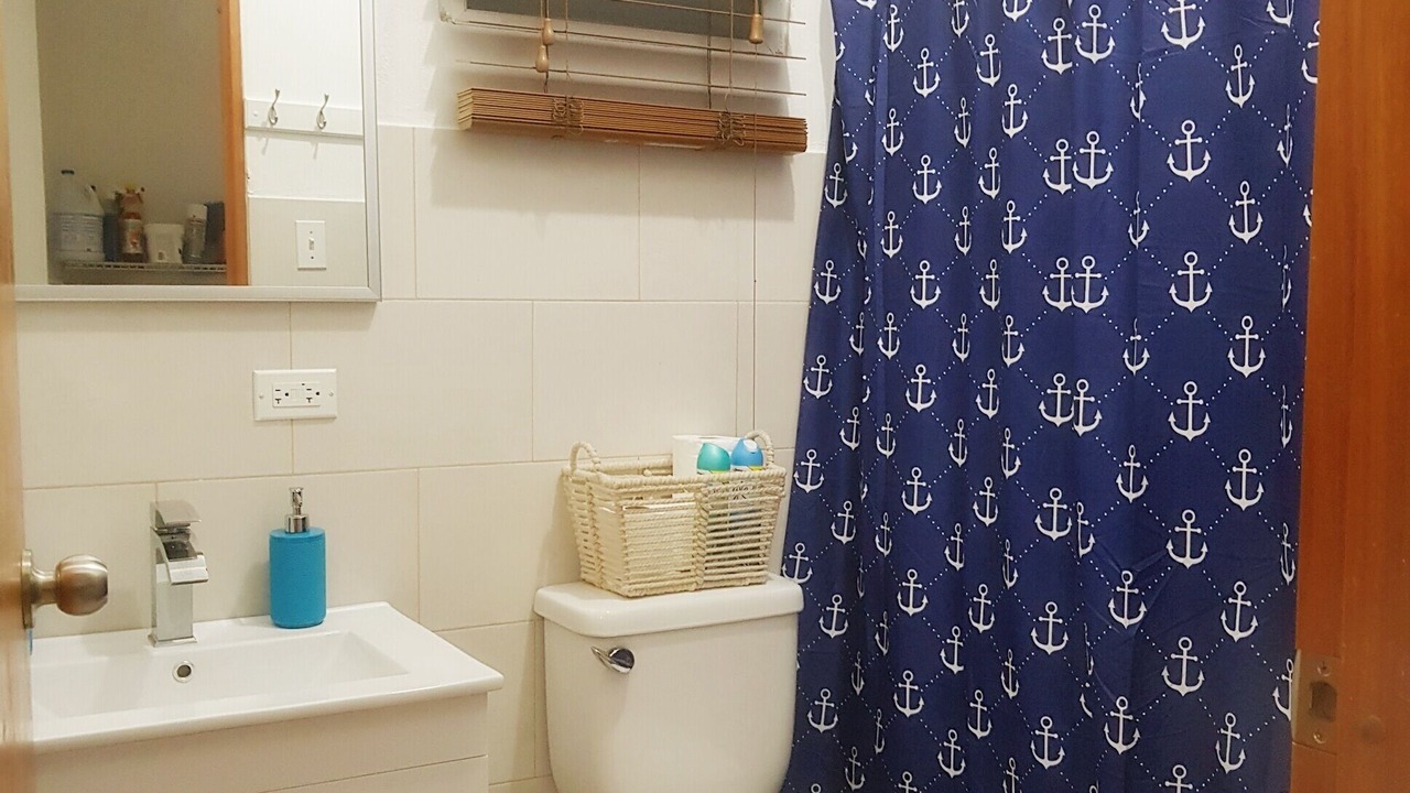 Photo of Bathroom in Islote