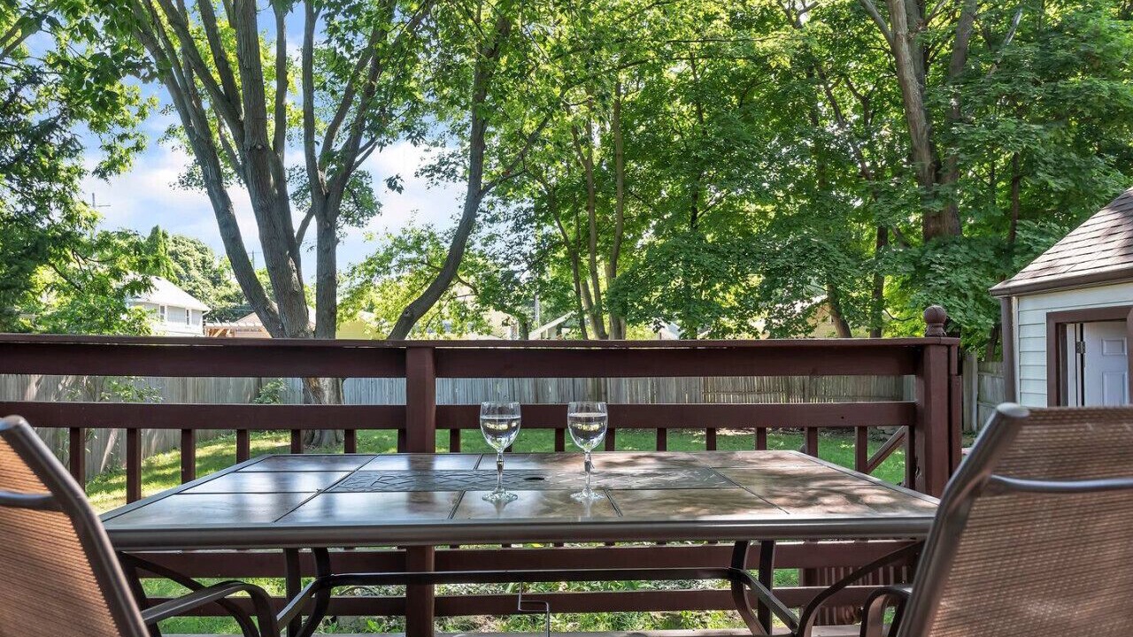 Photo of Outdoor in Lansing