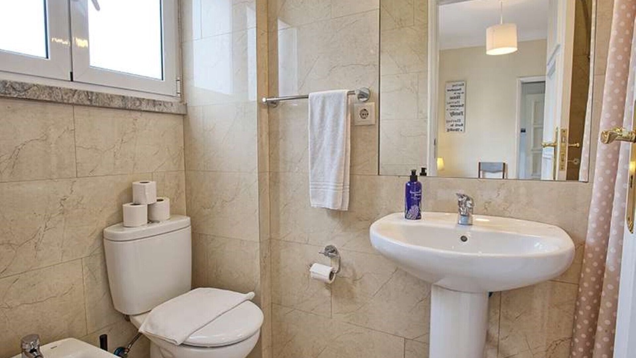 Photo of Bathroom in Sao Jorge de Arroios