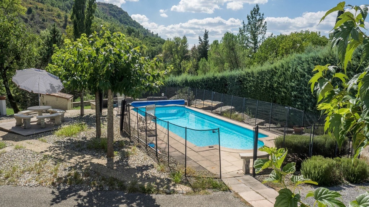 Photo of Outdoor in Uzer