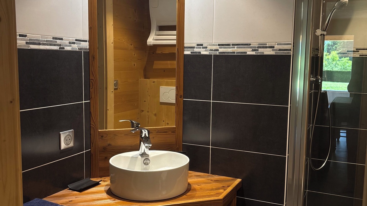 Photo of Bathroom in Bernex