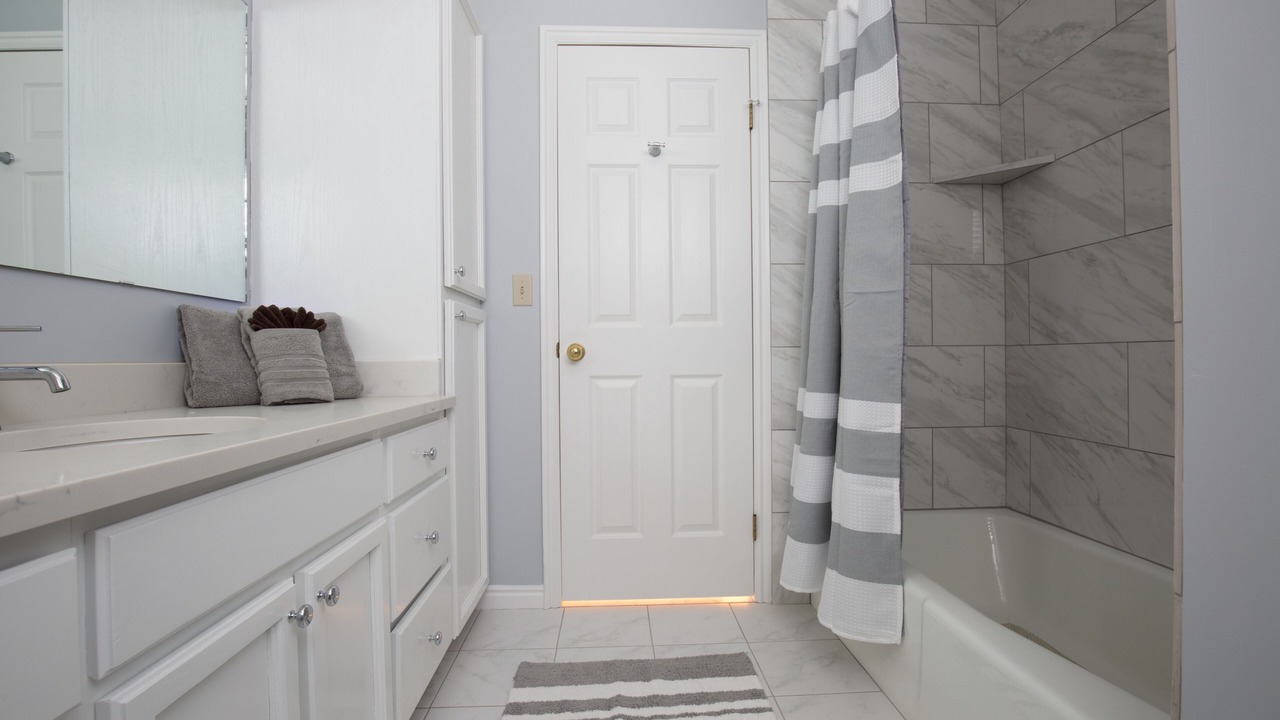 Photo of Bathroom in Cottonwood Heights