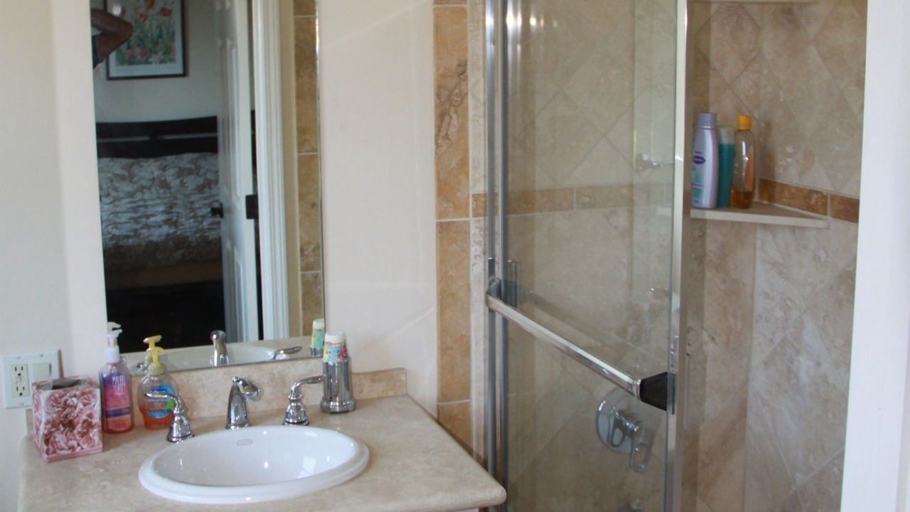 Photo of Bathroom in Toro Canyon