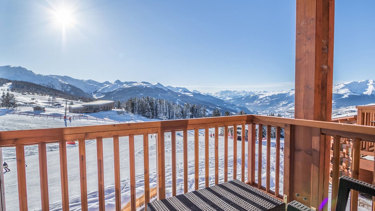 Photo of Outdoor in Arc-1800
