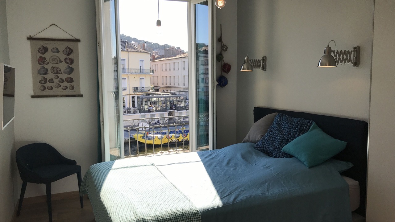 Photo of Bedroom in Sete