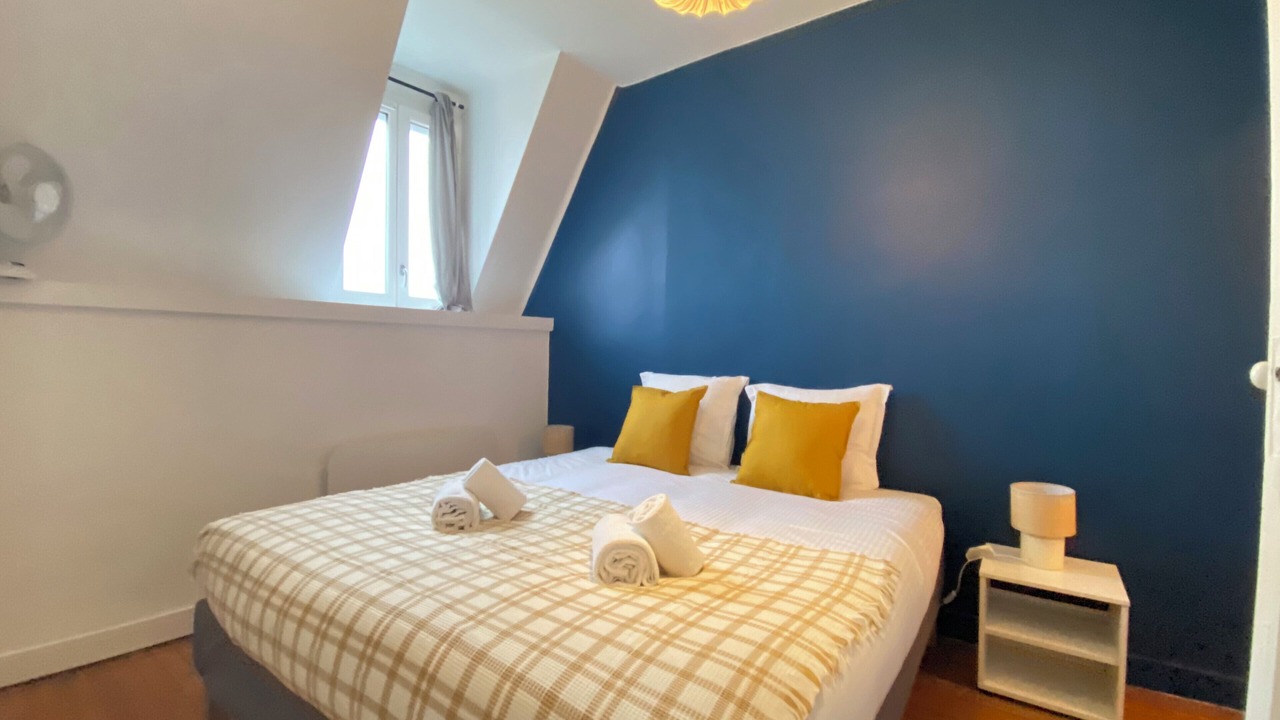 Photo of Bedroom in Bordeaux Golden Triangle