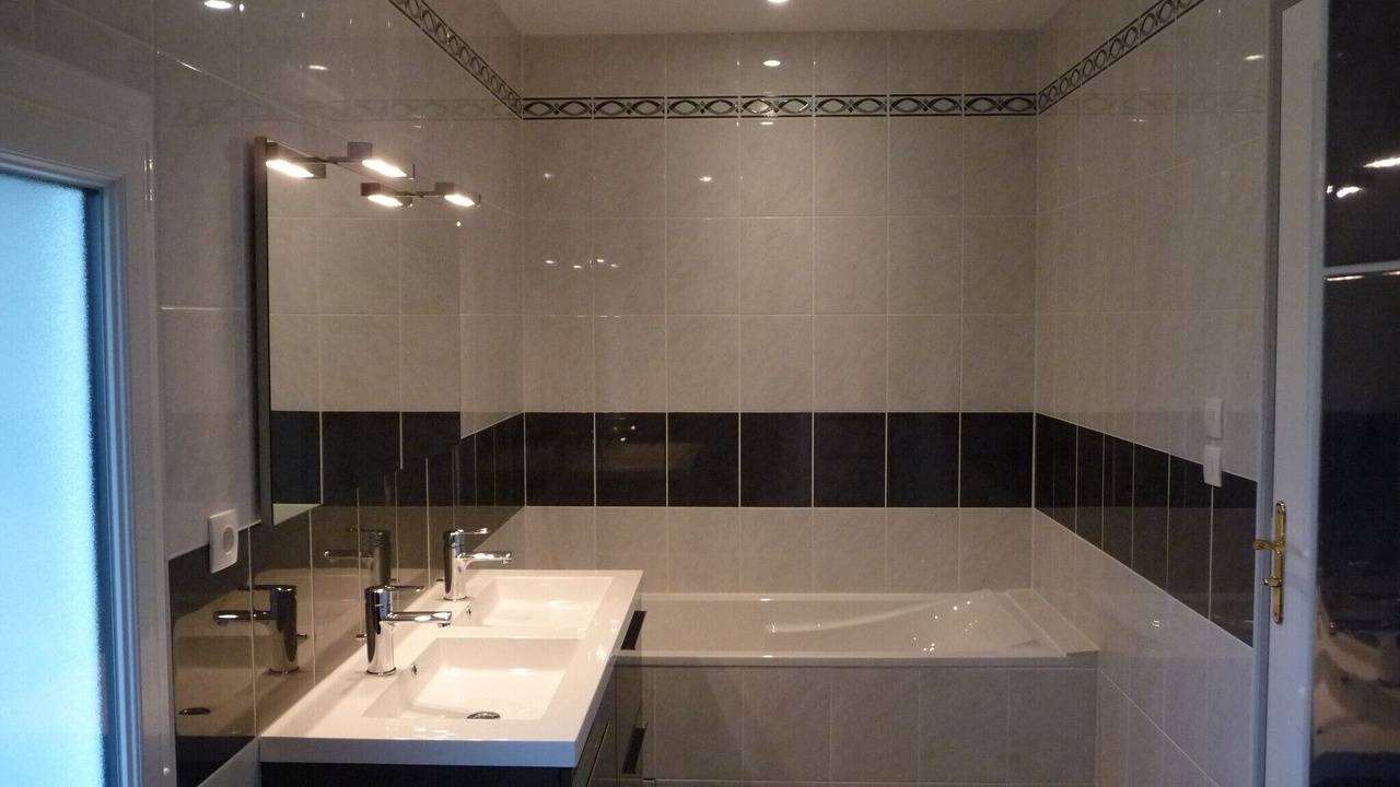 Photo of Bathroom in Guilberville