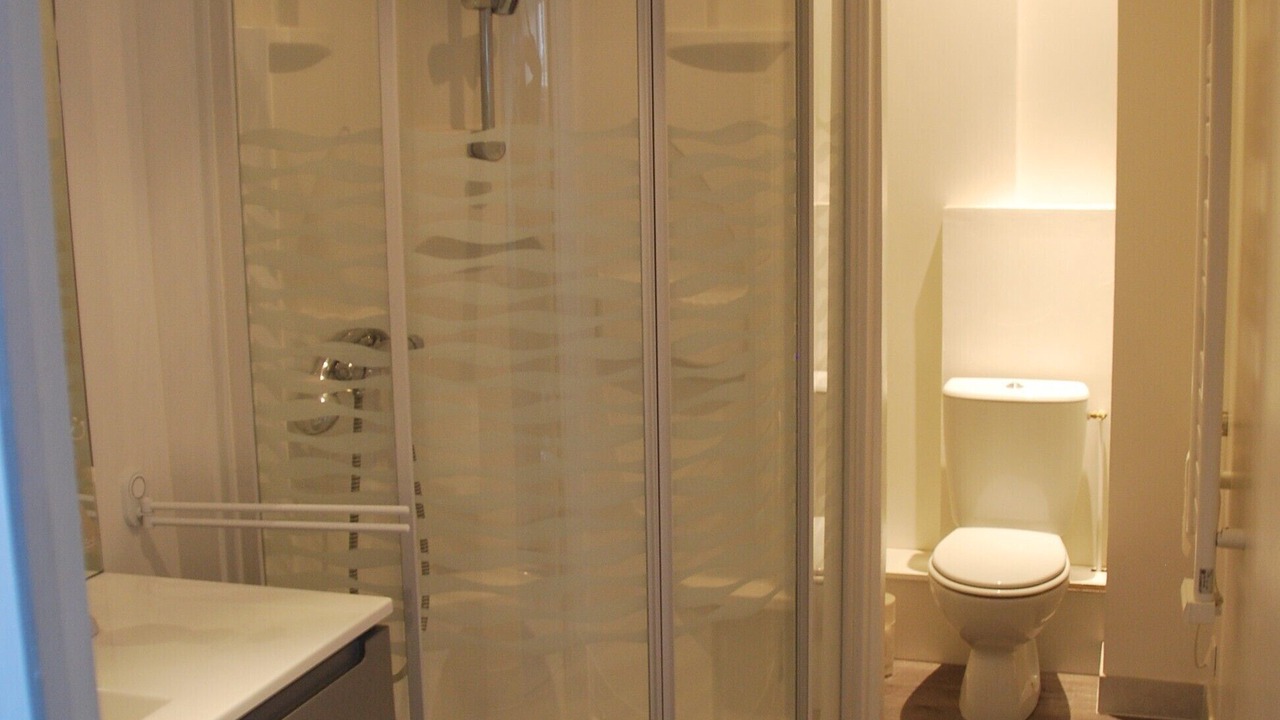 Photo of Bathroom in Amboise