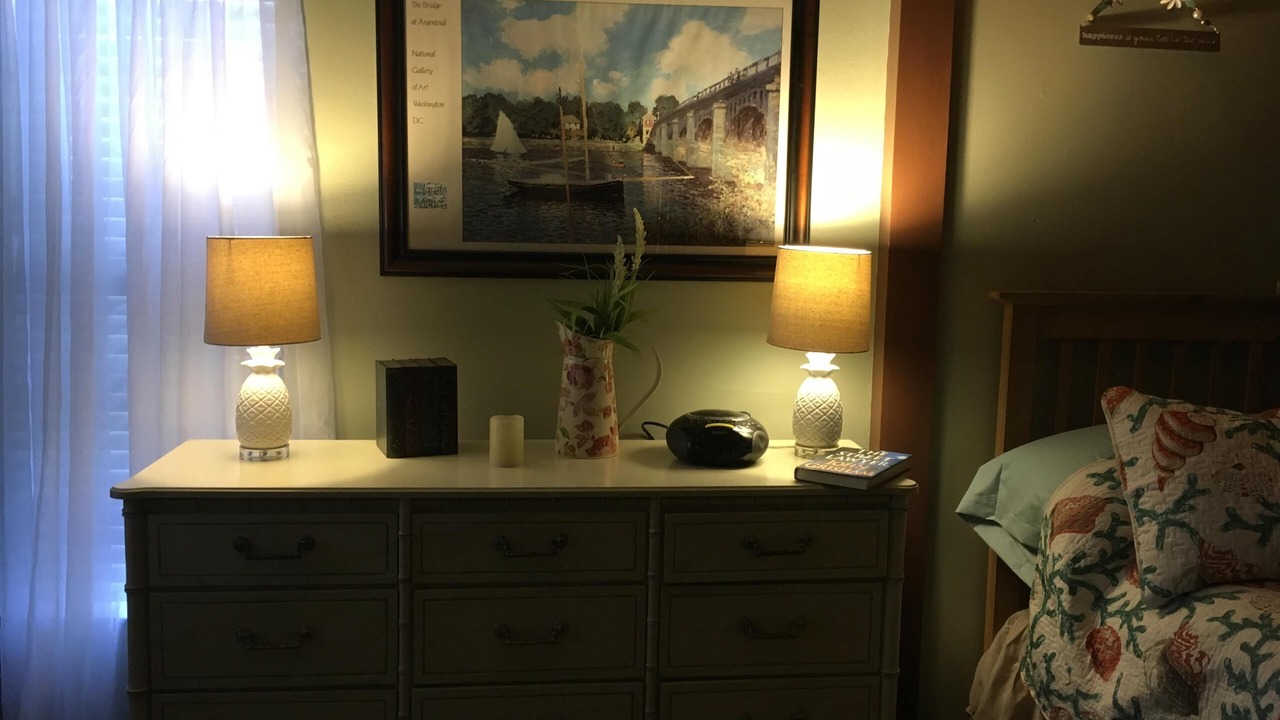 Photo of Bedroom in Gulf Gate Estates