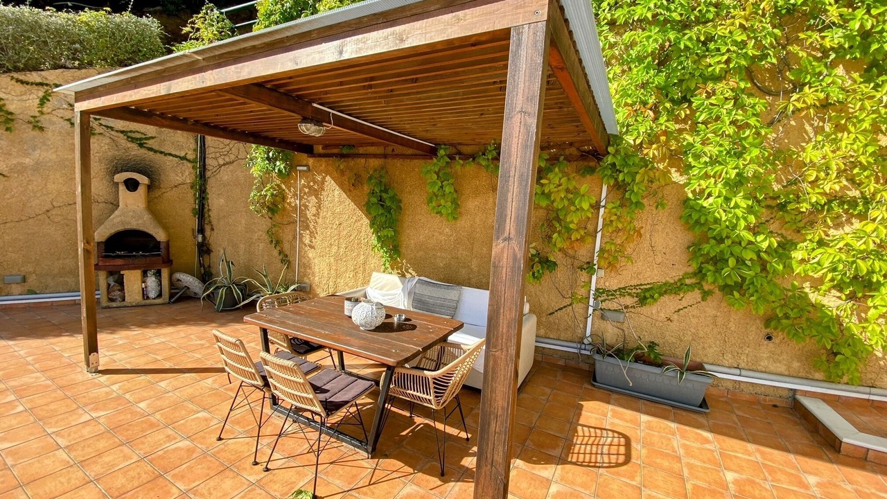 Photo of Outdoor in Katsarou