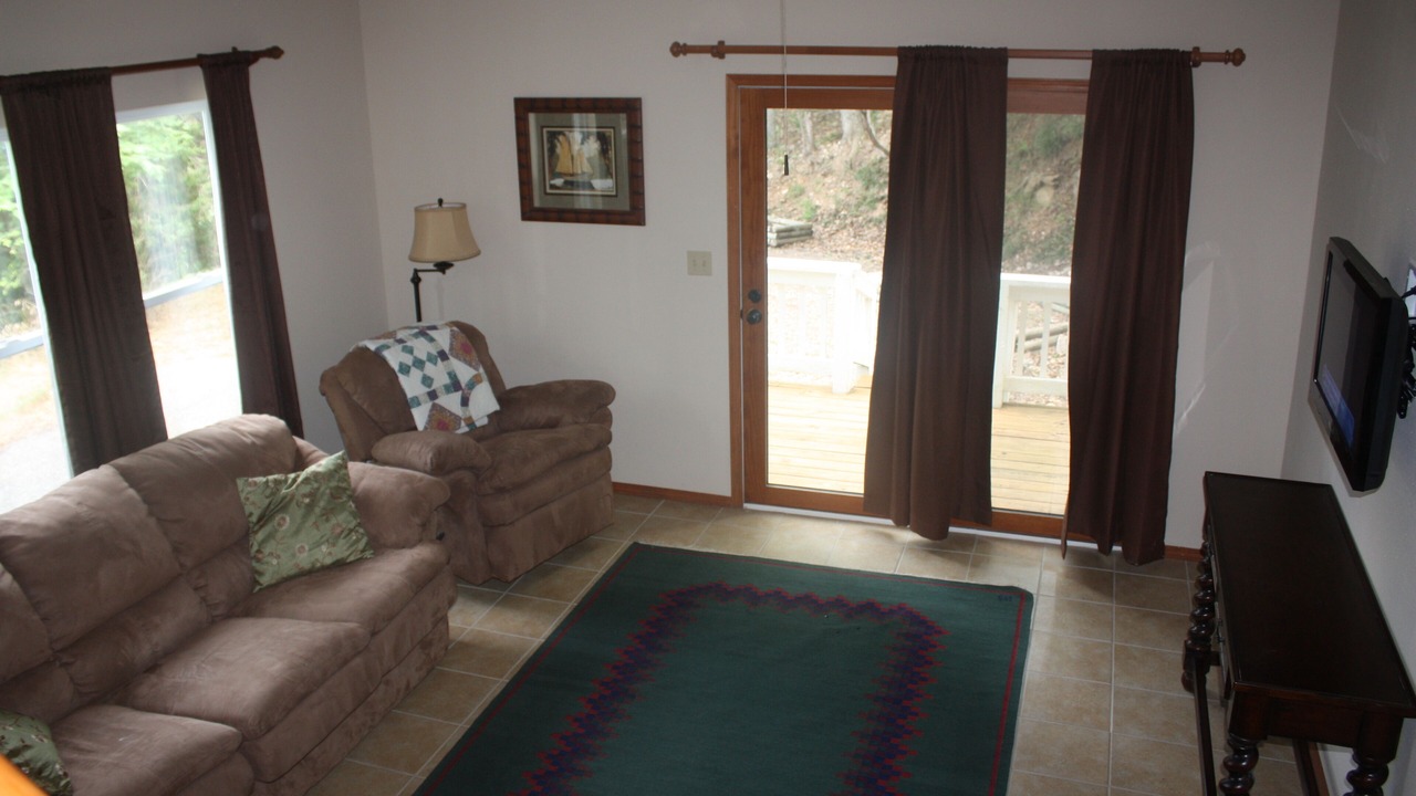 Photo of Bedroom in Sylvan Shores