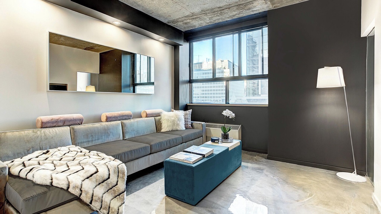 Photo of Livingroom in Shaughnessy Village