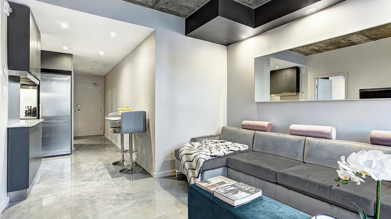 Photo of Livingroom in Shaughnessy Village