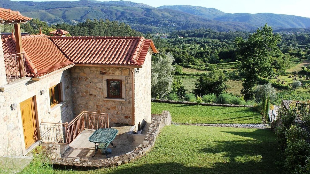 Photo of Outdoor in Covas