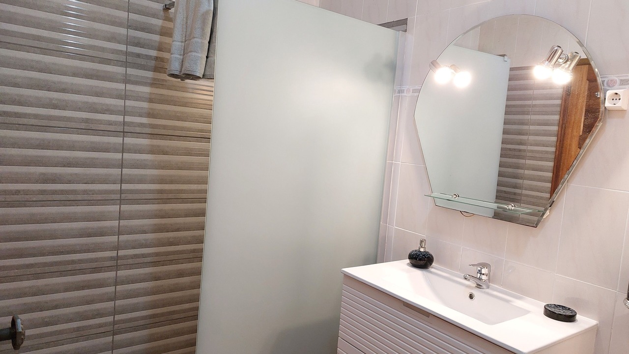 Photo of Bathroom in Vila Nova de Milfontes