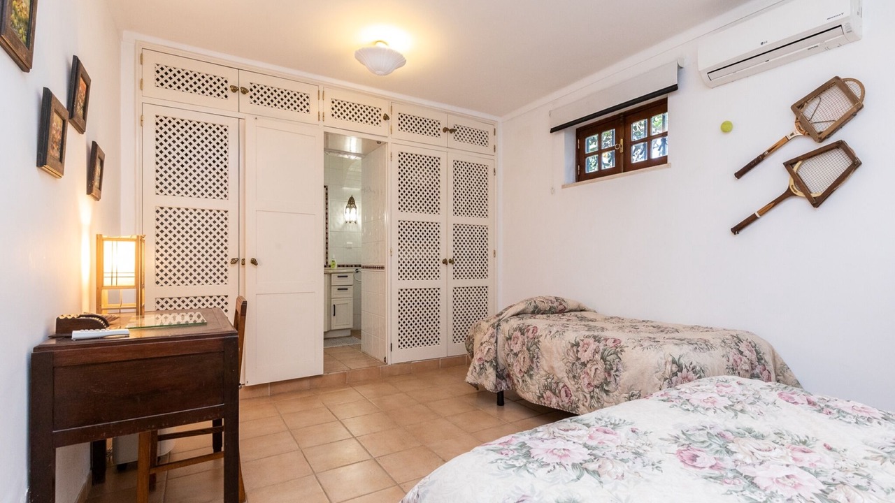 Photo of Bedroom in Faro