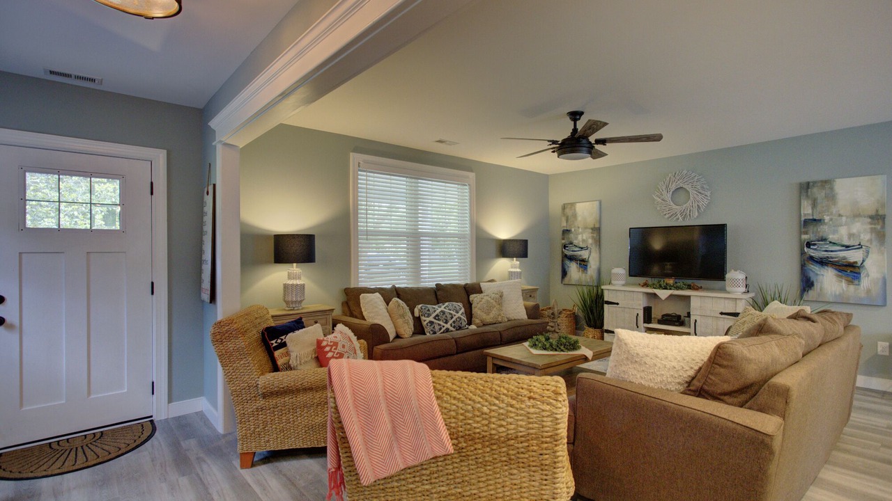 Photo of Livingroom in Ware Neck