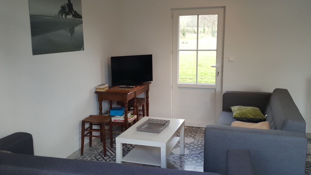 Photo of Livingroom in Saint-Martin-des-Champs