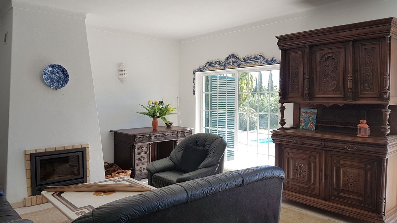 Photo of Livingroom in Porches