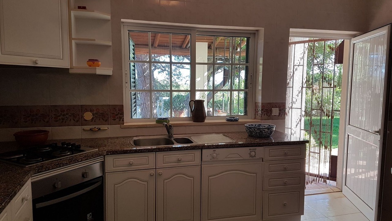 Photo of Kitchen in Porches