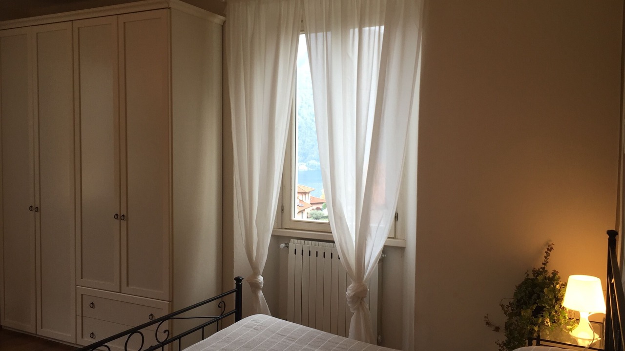 Photo of Bedroom in Argegno