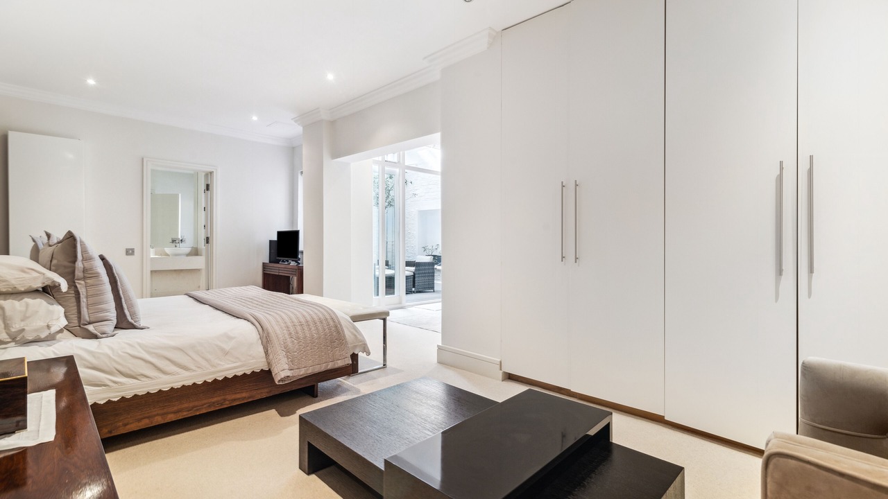 Photo of Bedroom in Bayswater