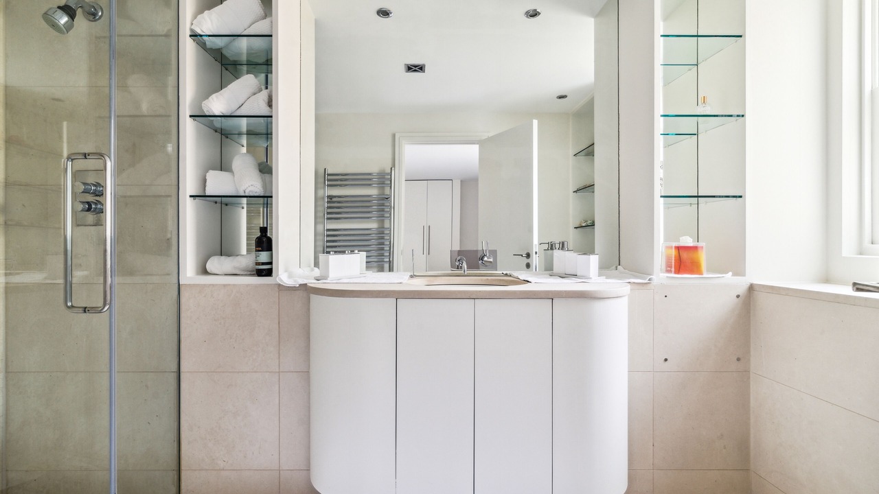 Photo of Bathroom in Bayswater