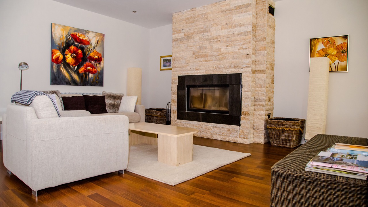 Photo of Livingroom in Vulcan