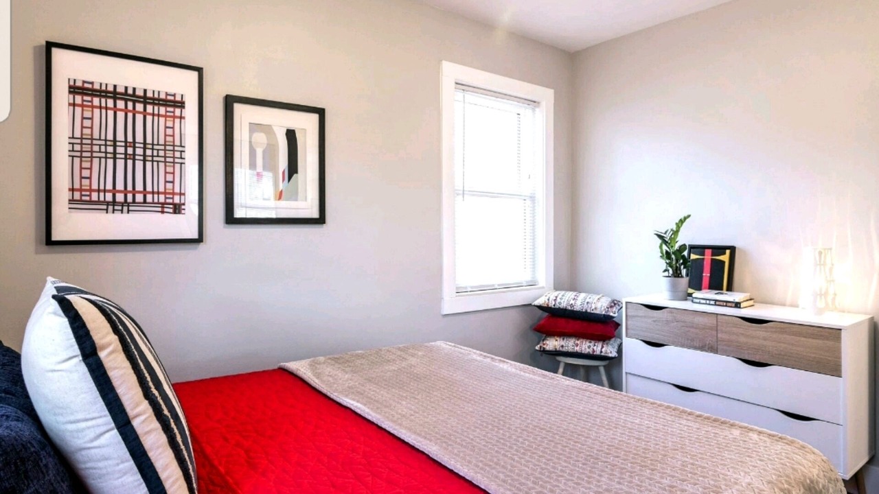 Photo of Bedroom in Royal Oak