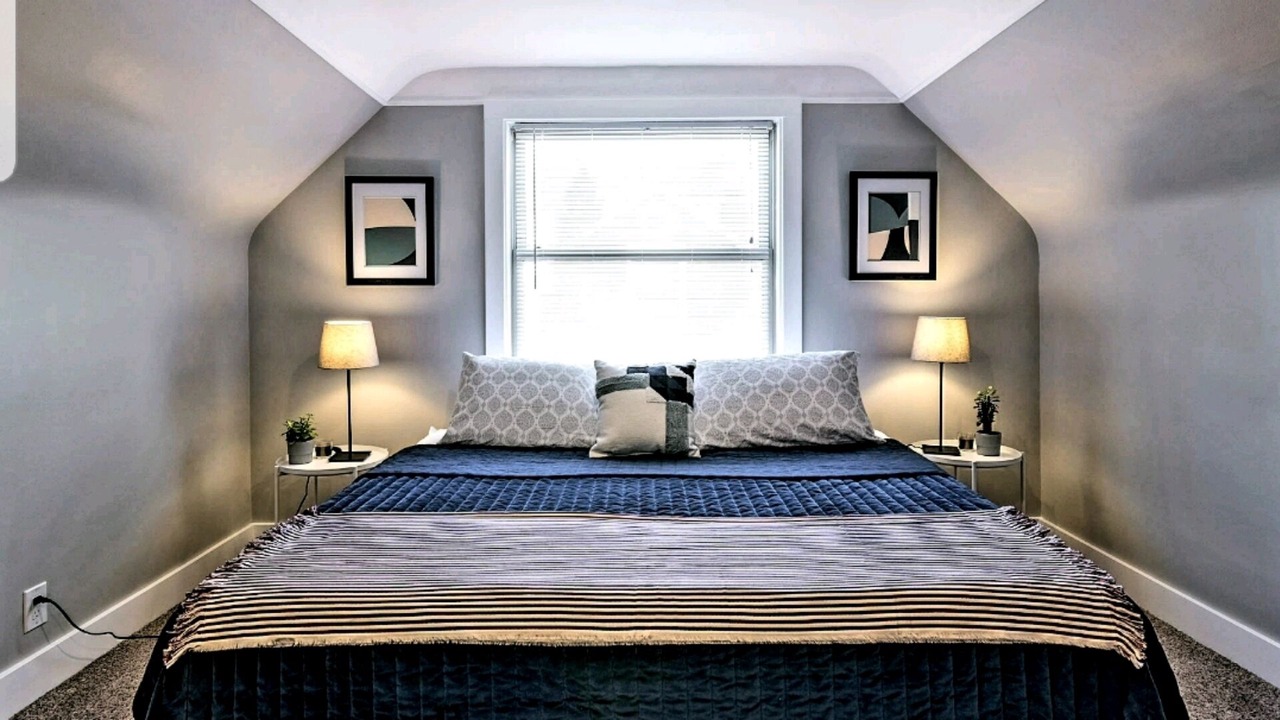 Photo of Bedroom in Royal Oak