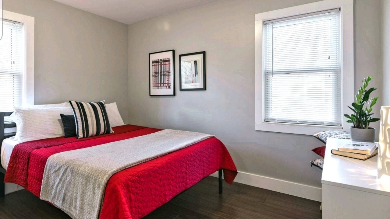 Photo of Bedroom in Royal Oak