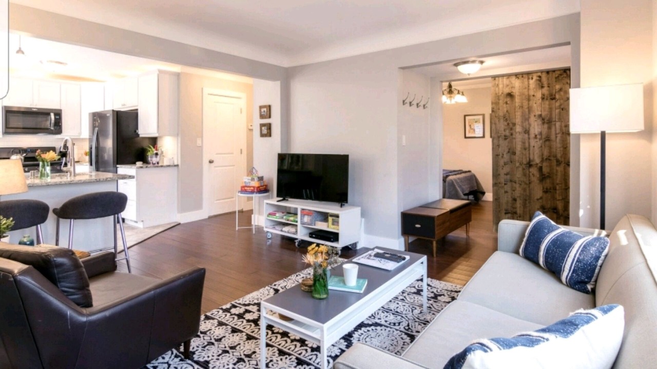 Photo of Livingroom in Royal Oak