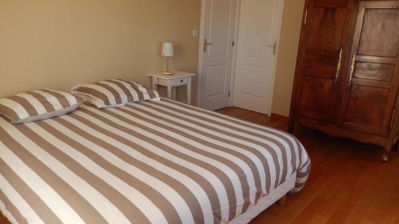 Photo of Bedroom in Crasville
