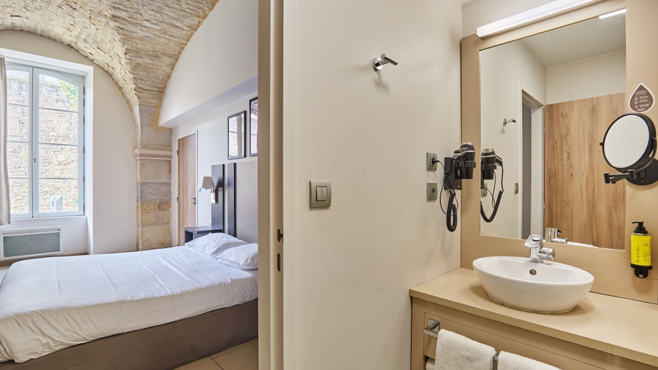 Photo of Bathroom in Centre Sud