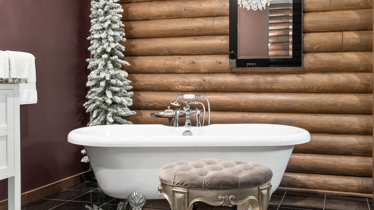 Photo of Bathroom in Logan