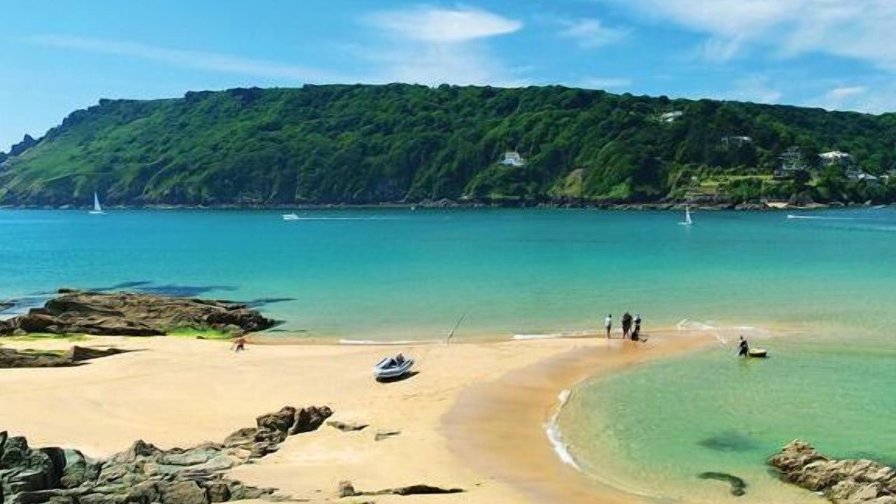 Photo of Others in Hope-Cove